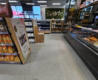 Pose de dalles techniques GERFLOR dans un magasin à Erstein Kingersheim 1